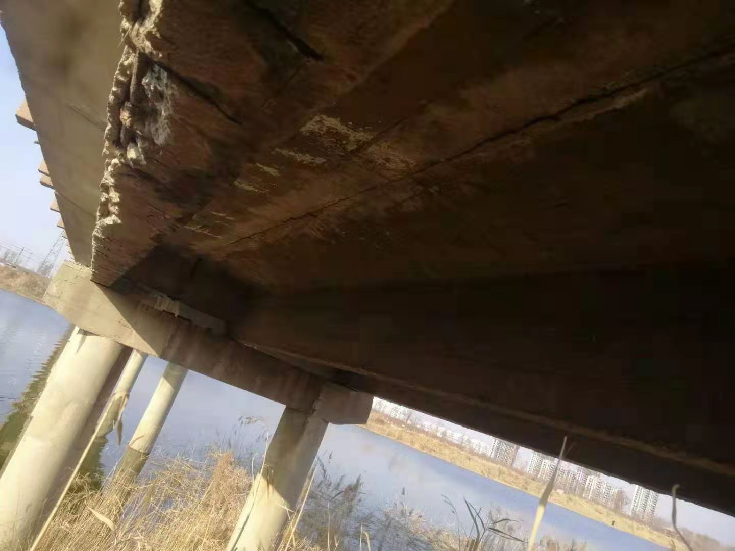 赤峰道路桥梁结构的常见病害